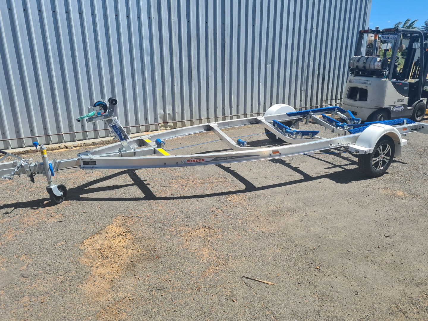 alloy move boat trailer to suite 4.8m to 5.2m boats 1400kg rated